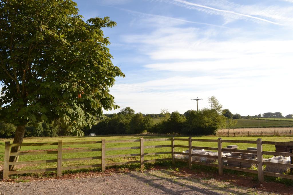 Accommodation Bristol Airport Redhill  Buitenkant foto