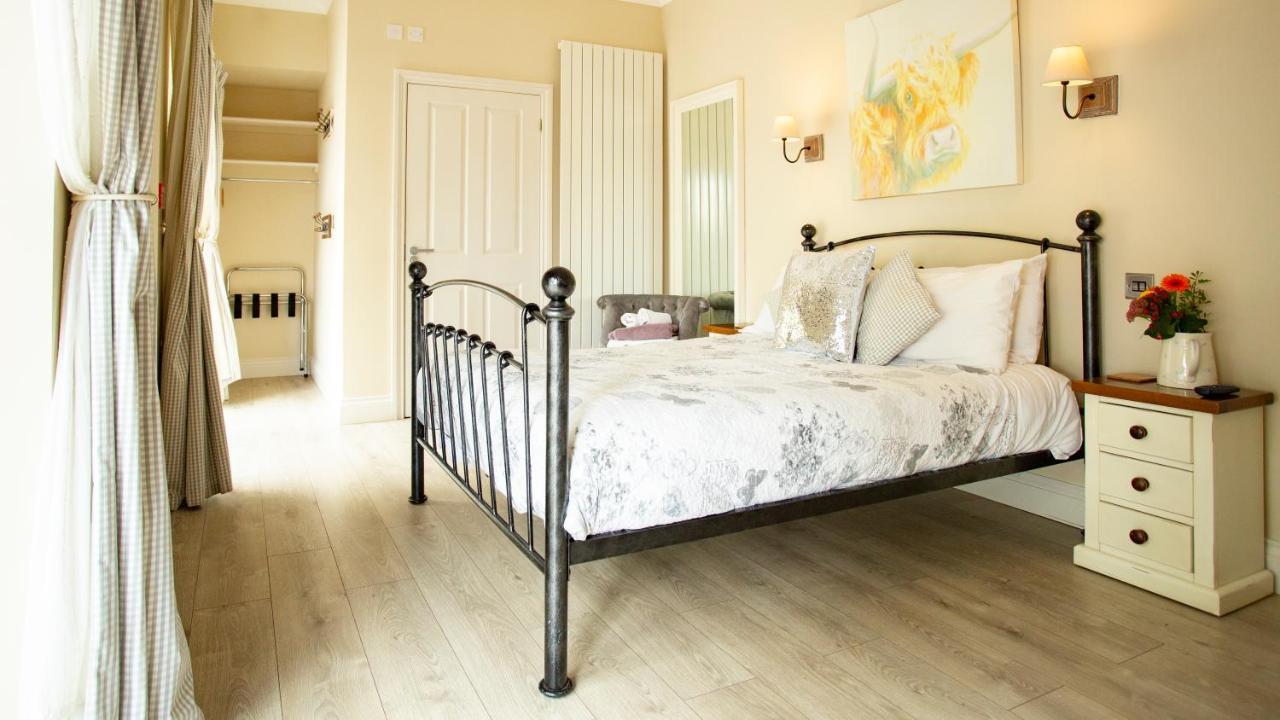 Accommodation Bristol Airport Redhill  Buitenkant foto